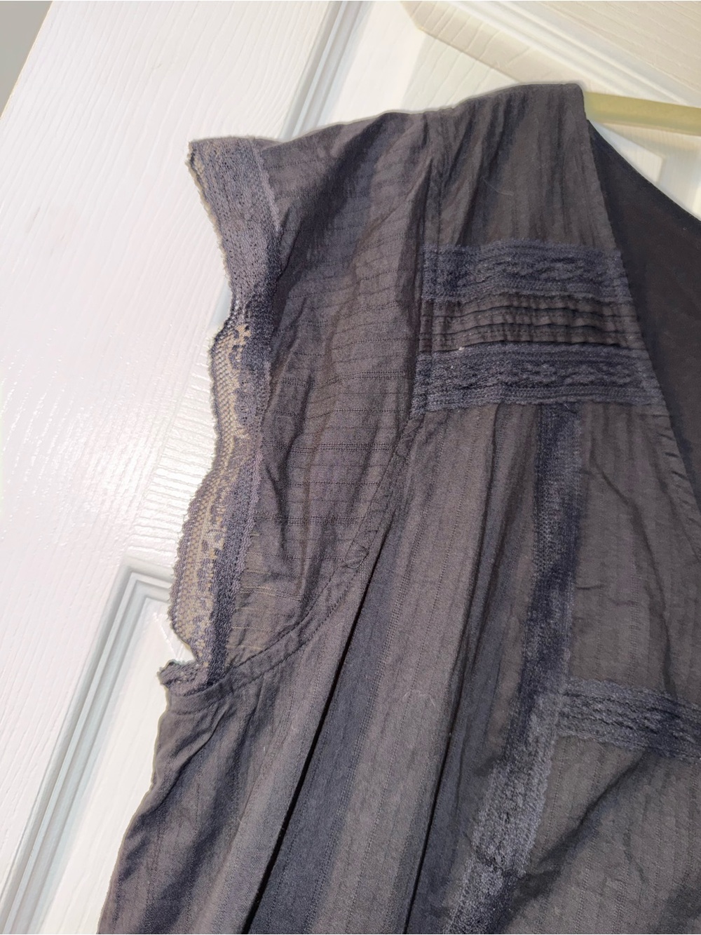 Lucky Brand Black Button-Front Cap-Sleeve Dress - Picture 5 of 7